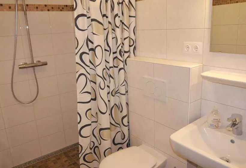 ホテル Haus Wittwer