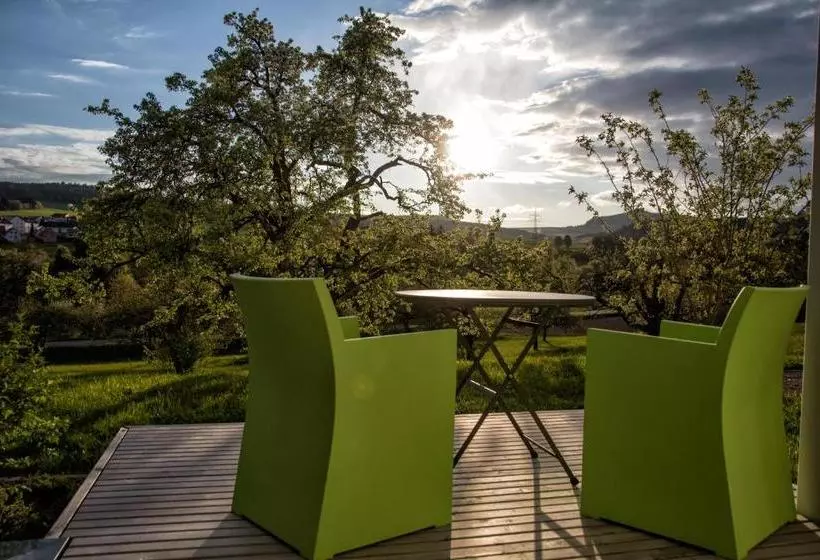 Hotelli Hewen Apartments