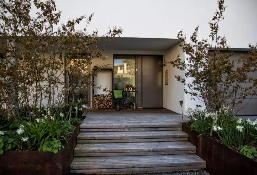 Hotelli Hewen Apartments