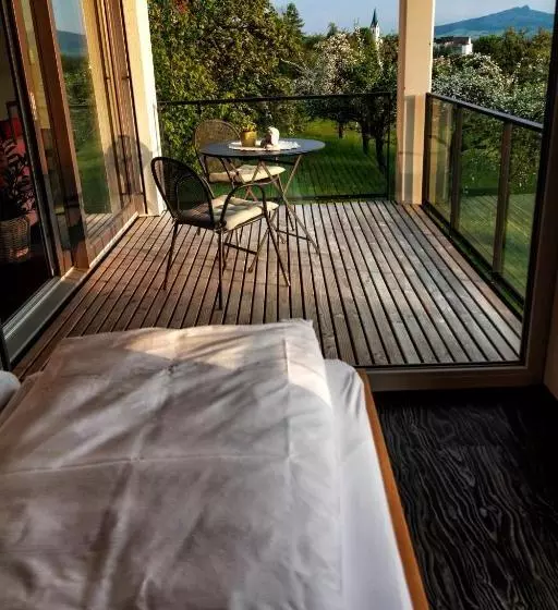 Hotelli Hewen Apartments