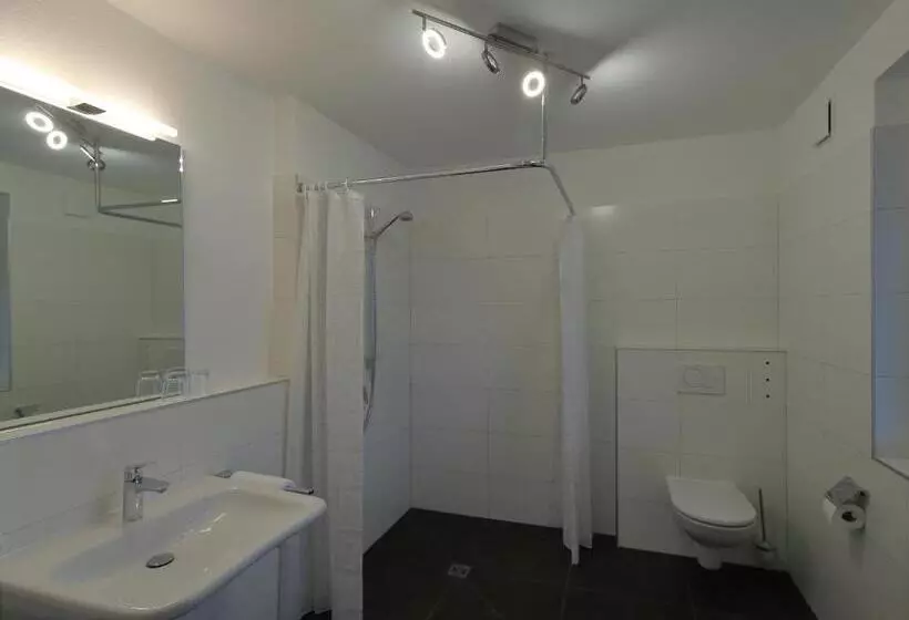 Hotelli Hewen Apartments