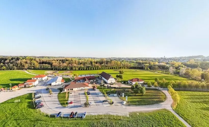 Hotelli Hofgut Tiergarten