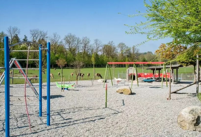 Hotelli Hofgut Tiergarten