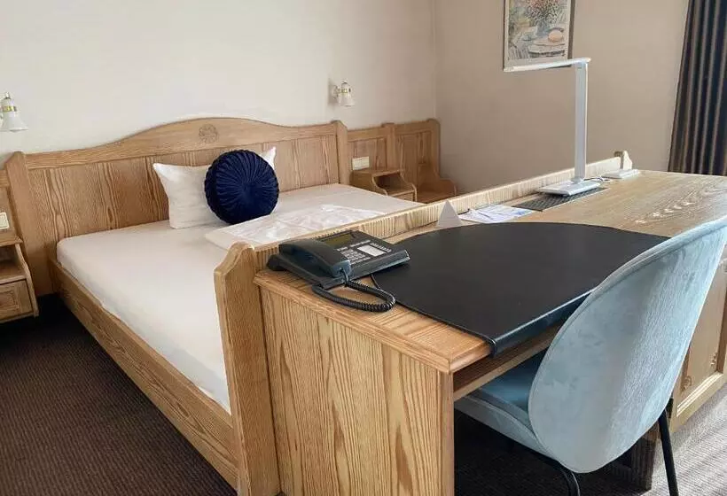 Hotelli In Den Herrnwiesen