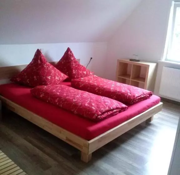 Hotelli Pension Zur Schönen Aussicht