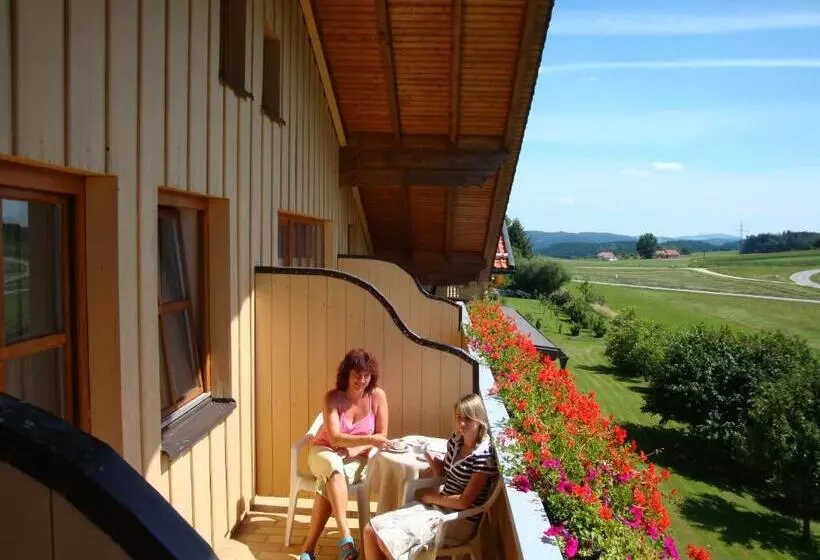 Hotelli Landhaus Maria Bed&breakfast