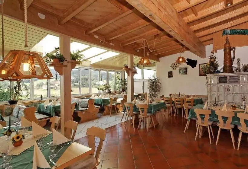 Hotelli Landhaus Maria Bed&breakfast