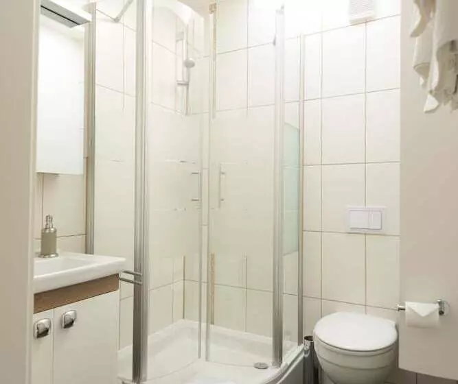 ホテル Mainblick Garni