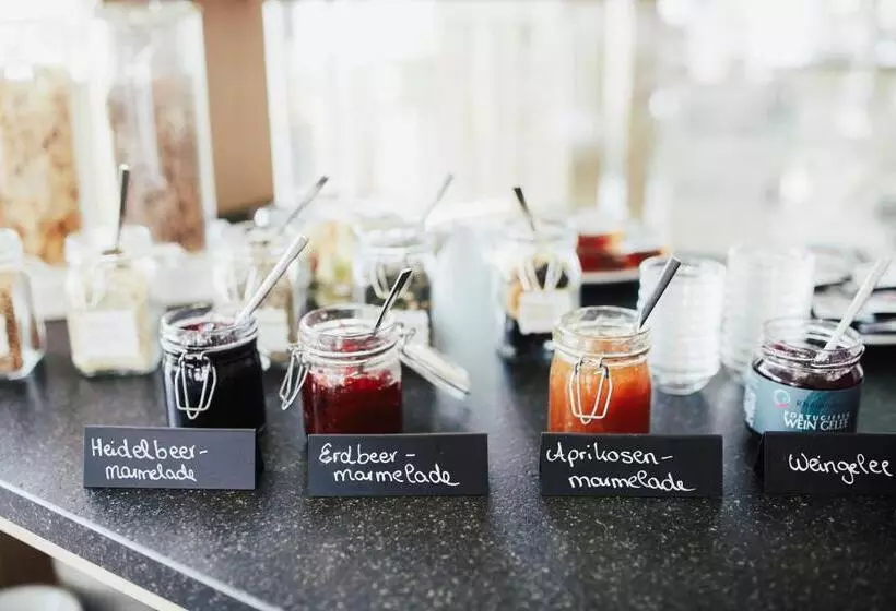 Hotelli Meyerhof   Weingut, Vinothek & Gästehaus