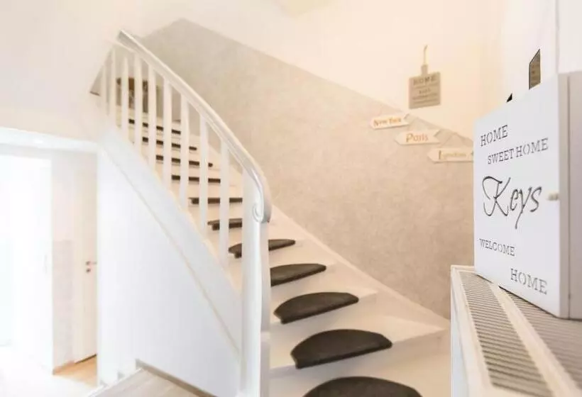 Hotelli My Messe & Business Home   Refrath