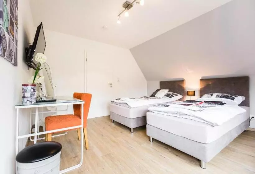 Hotelli My Messe & Business Home   Refrath