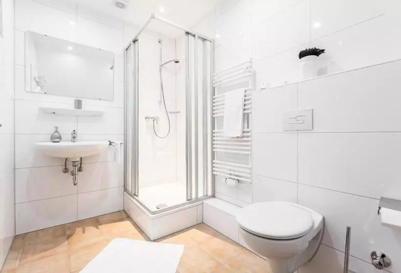 Hotelli My Messe & Business Home   Refrath