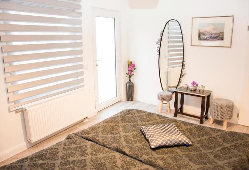 Hotel My Messe & Business Home   Refrath