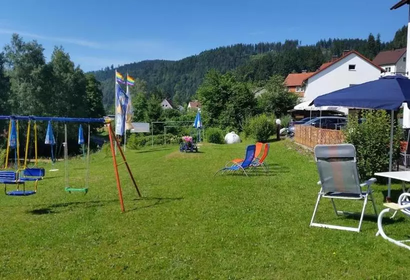 Hotelli Pension Dressel