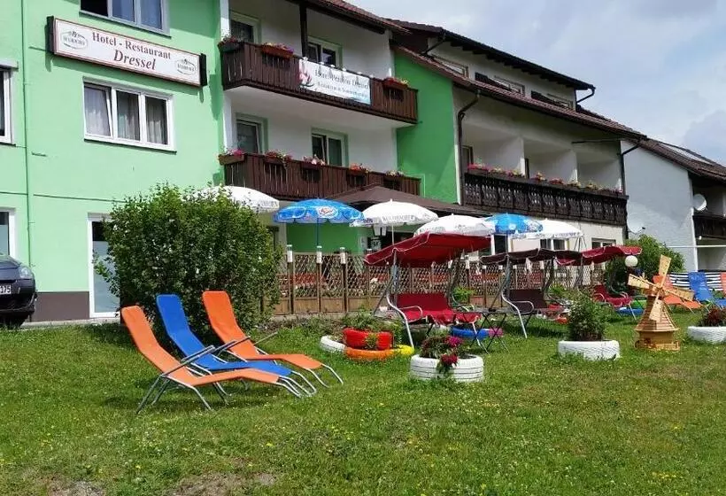 Hotelli Pension Dressel