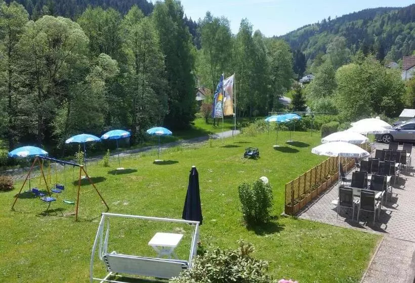 Hotelli Pension Dressel