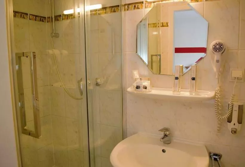 Hotelli Weinhaus Wiedemann