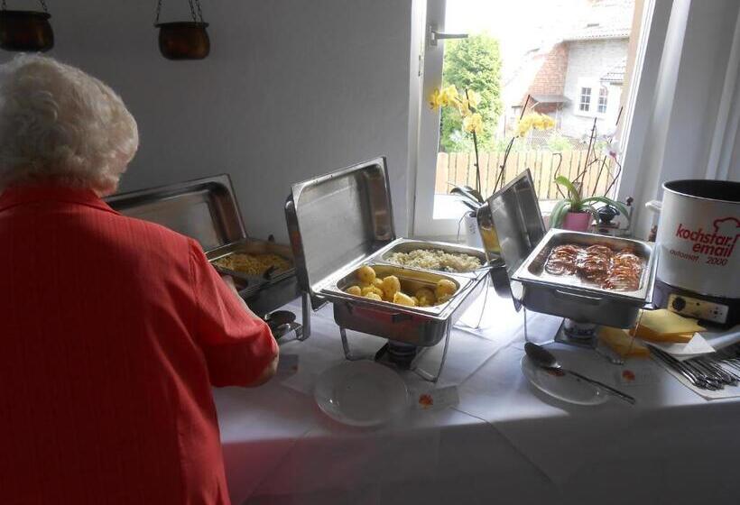 בית מלון כפרי Zum Grünen Jäger