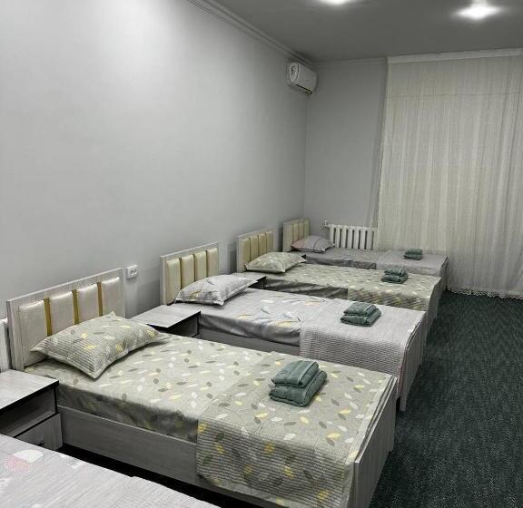 Pension (Hôtel basse catégorie) Zara Guest House