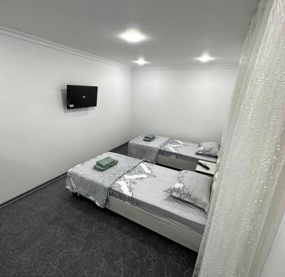 Pension (Hôtel basse catégorie) Zara Guest House