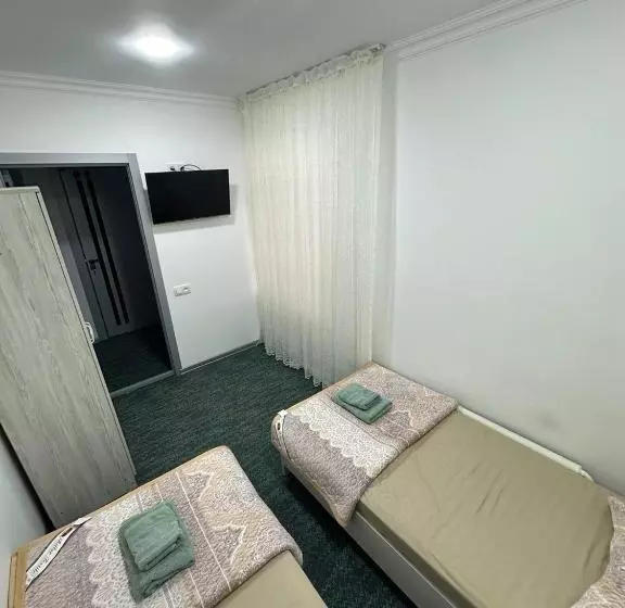 ペンション Zara Guest House