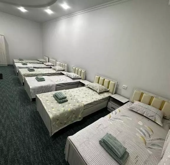 ペンション Zara Guest House