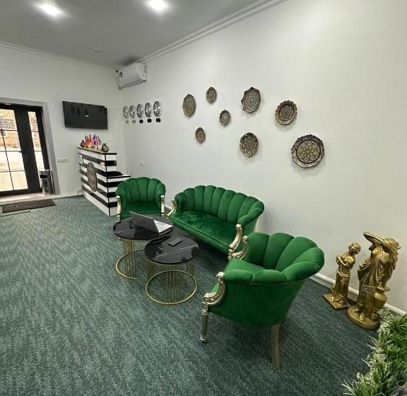 Pension (Hôtel basse catégorie) Zara Guest House