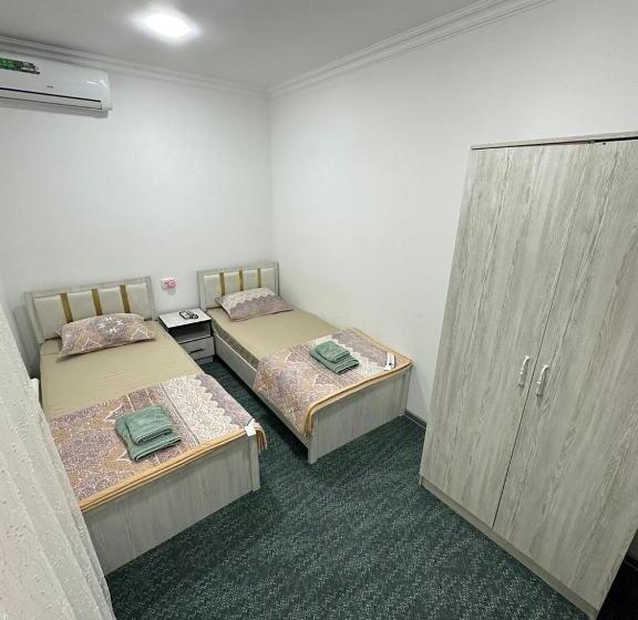 Pension (Hôtel basse catégorie) Zara Guest House