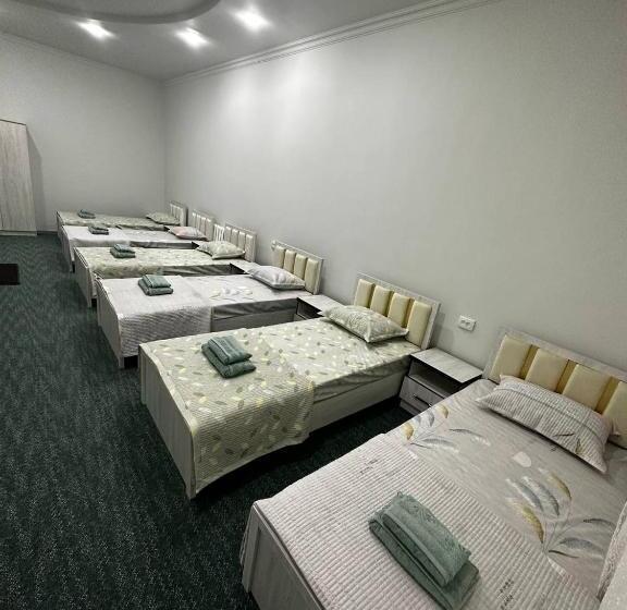 Pension (Hôtel basse catégorie) Zara Guest House