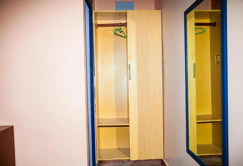 민박 Ellyn Executive Lodge