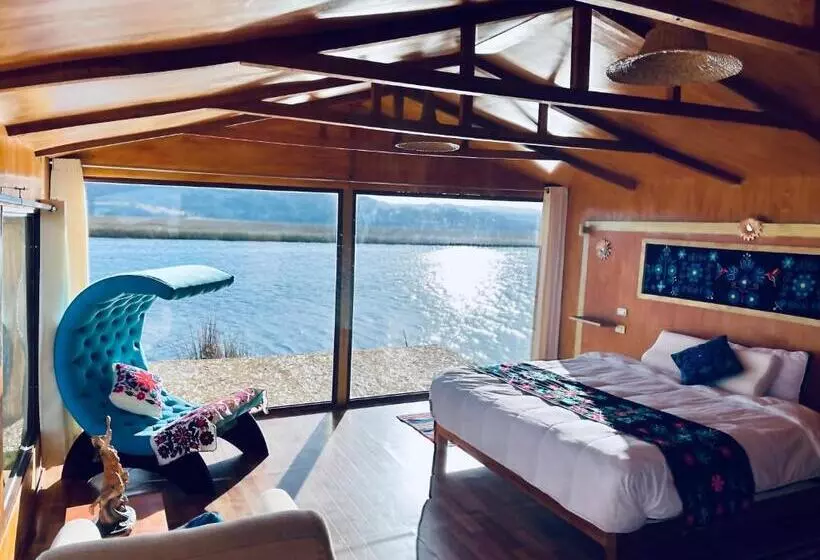 تختخواب و صبحانه Uros Samay Qilla Lodge