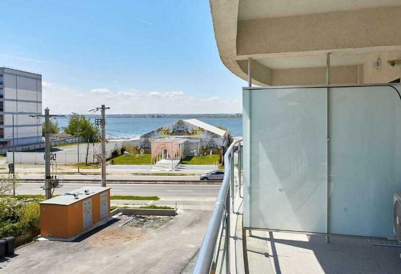 هتل Apartamente By Alz Infinity