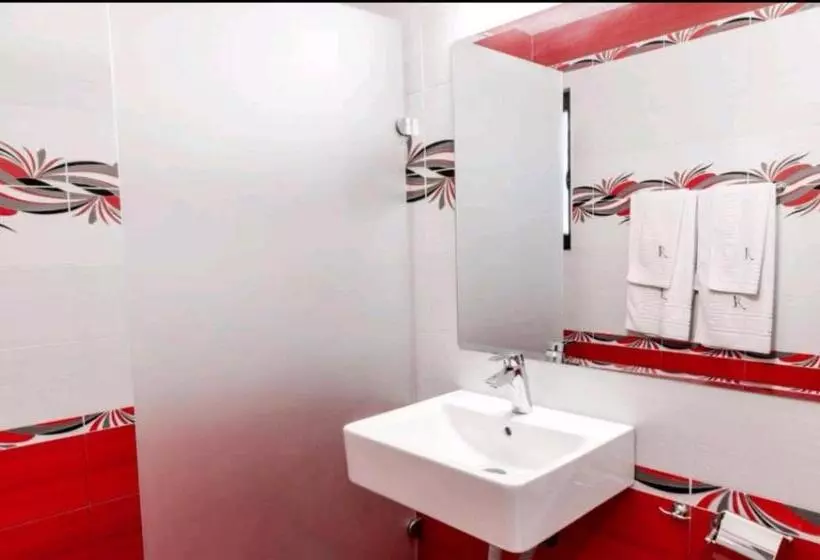 ホテル Astrea Deluxe