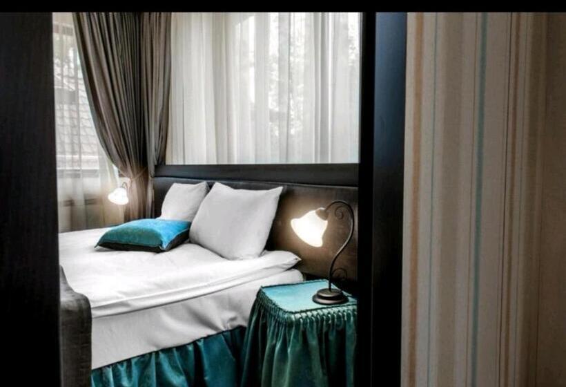 בית מלון כפרי Astrea Deluxe