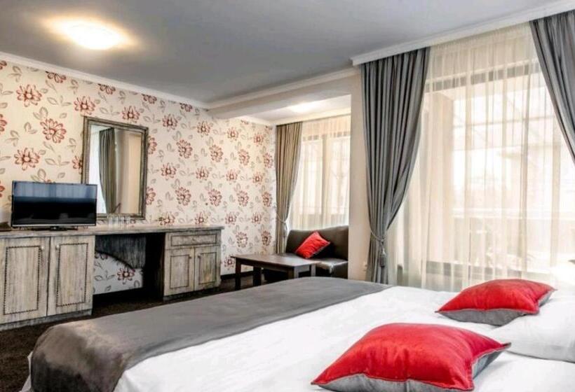 בית מלון כפרי Astrea Deluxe