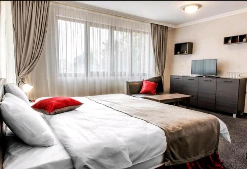 בית מלון כפרי Astrea Deluxe