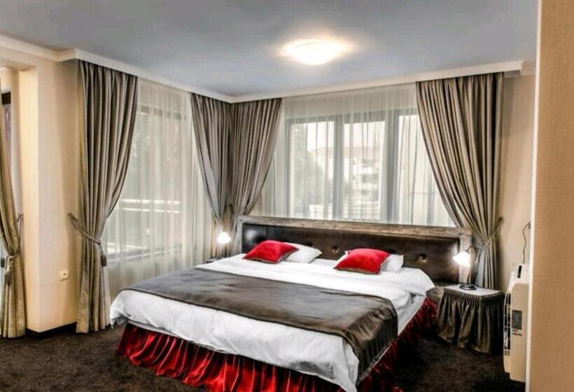 בית מלון כפרי Astrea Deluxe