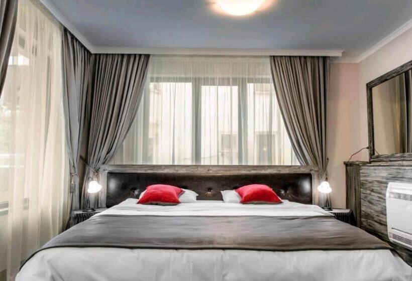 בית מלון כפרי Astrea Deluxe