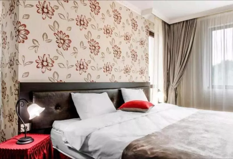 ホテル Astrea Deluxe