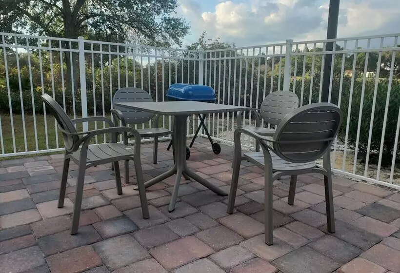 Hotelli Comfort Inn & Suites Destin Near Henderson Beach