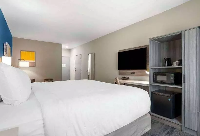 Hotelli Comfort Inn & Suites Destin Near Henderson Beach