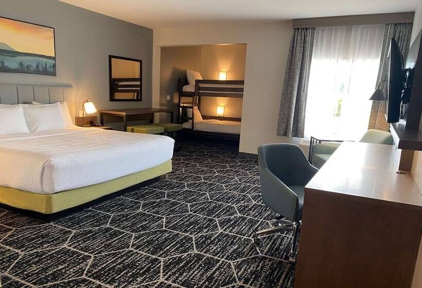 Hotelli La Quinta Inn & Suites By Wyndham Centralia