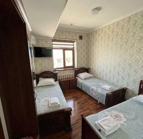 Khamza Hostel