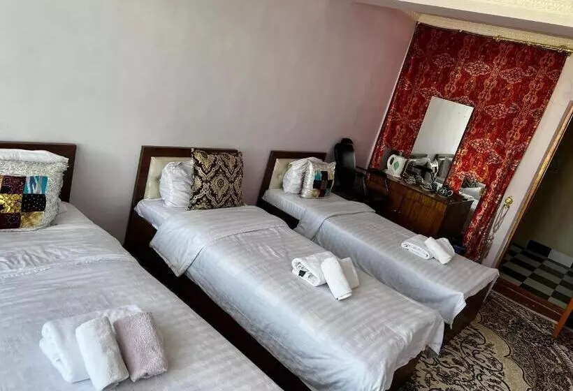 ペンション Samarkand Family Guest House