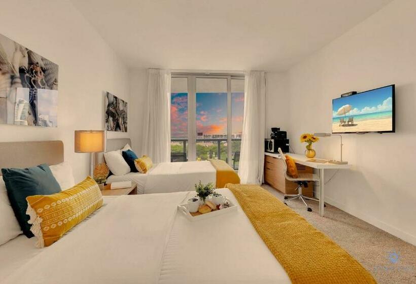 호스텔 Modern Apartment   Amazing Pool   Near Beach