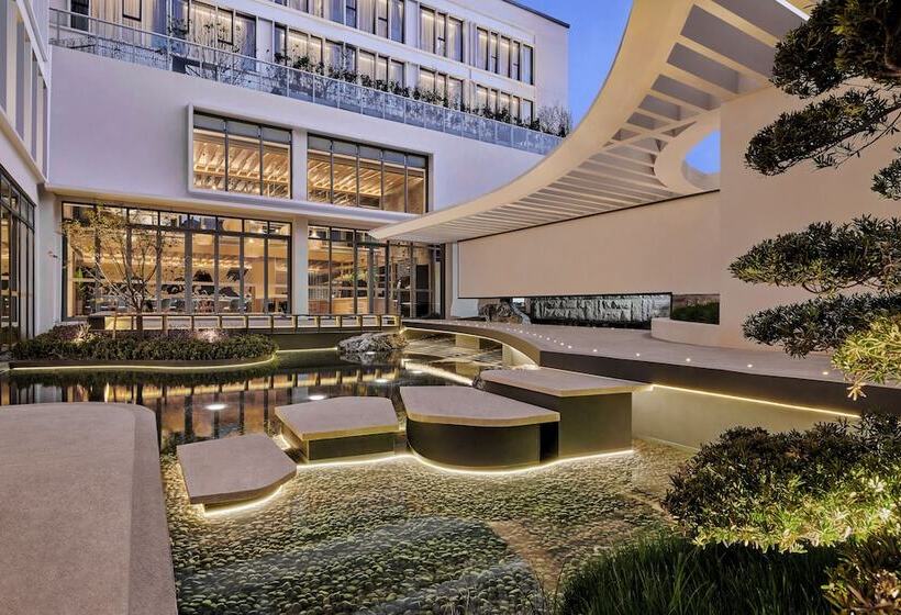 Отель Artyzen Habitat Suzhou