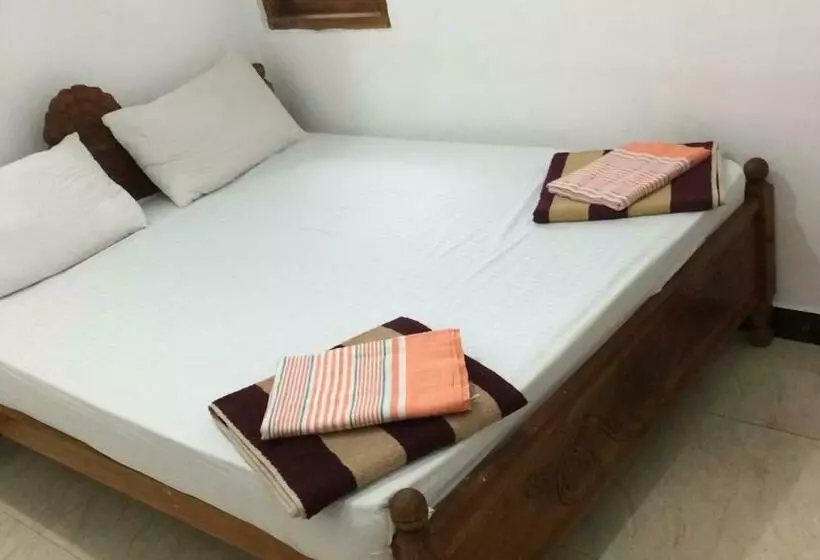 ペンション Ashok Guesthouse