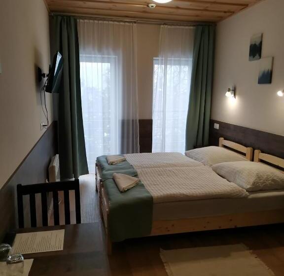 민박 Privát Fogadó és étterem