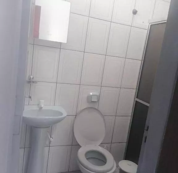 Aamiaismajoitus (B&B) Quarto Para Rapazes No Centro Sinop Mt