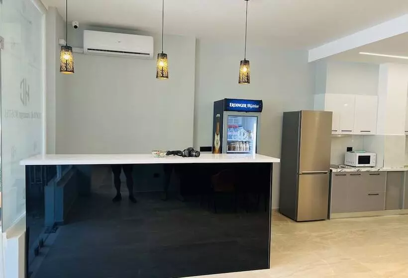 Central Boutique Hostel
